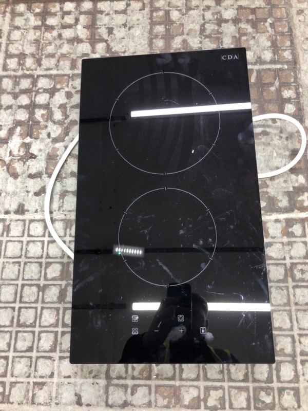 Lot 121  
            Nottingham SR4 - Delivery Or Collection 

                
MATRIX 2 BURNER CERAMIC HOB MODEL: MXN030FR