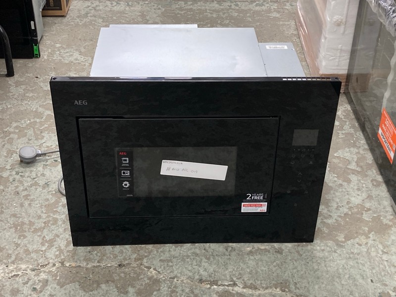 Lot 136  
            Nottingham SR4 - Delivery Or Collection 

                
AEG BUILT IN MICROWAVE MODEL: OB6SM261UB