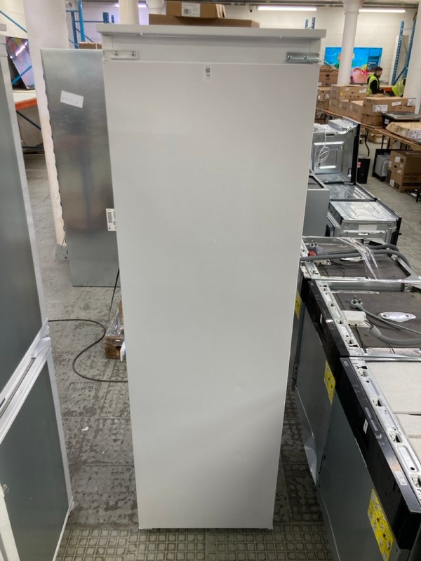 Lot 13  
            Nottingham SR4 - Delivery Or Collection 

                
HOTPOINT INTEGRATED TALL FRIDGE MODEL: HTSD18A011A1