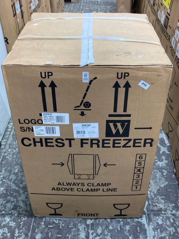 Lot 290  
            Nottingham SR4 - Delivery Or Collection 

                
NORFROST 99L CHEST FREEZER MODEL: C4AEWC RRP £174