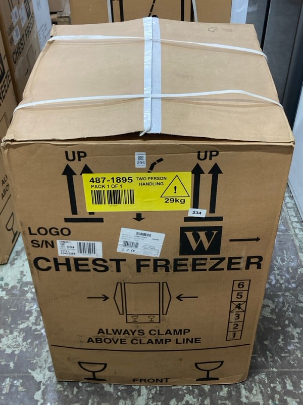 Lot 295  
            Nottingham SR4 - Delivery Or Collection 

                
NORFROST 99L CHEST FREEZER MODEL: C4AEWC RRP £174