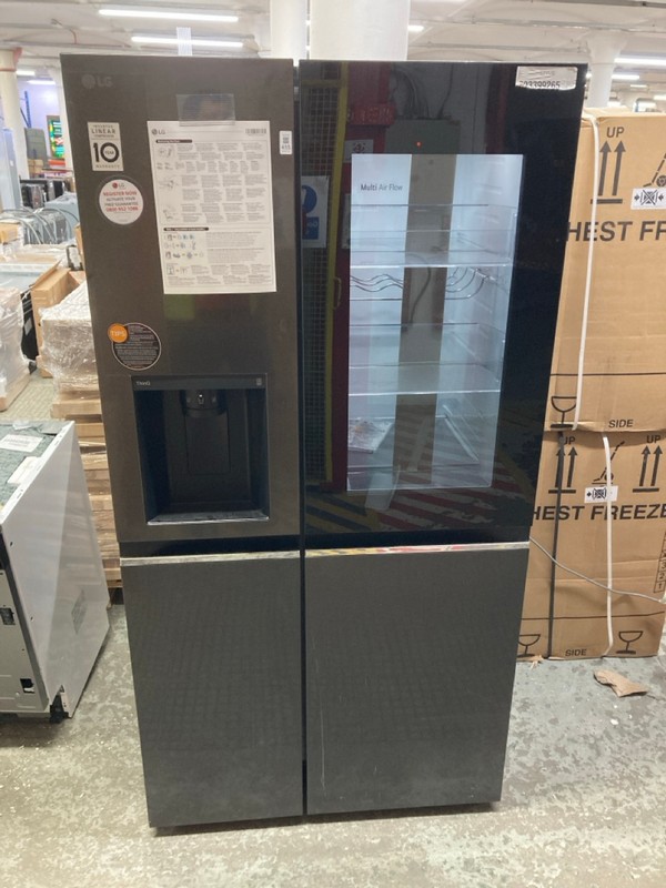 Lot 455  
            Nottingham SR4 - Delivery Or Collection 

                
LG AMERICAN FRIDGE FREEZER MODEL: GSGV81EPLD