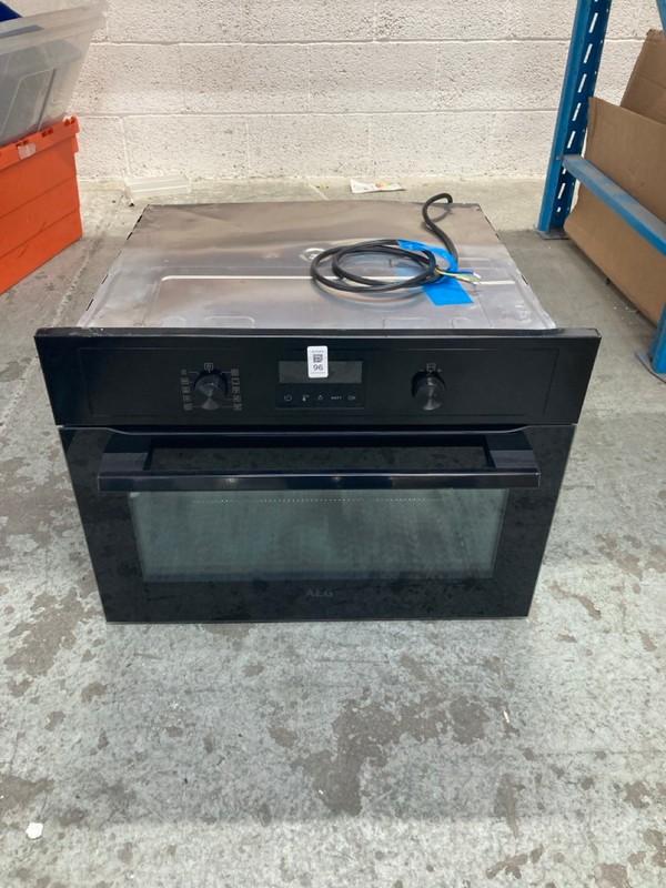 Lot 96  
            Nottingham SR4 - Delivery Or Collection 

                
AEG BUILT IN COMBI OVEN MODEL: KMX365060B