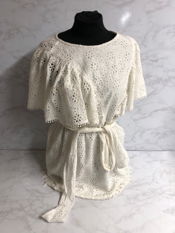 Lot 115  
            Nottingham SR5 - Delivery Only 

                
MELISSA ODABASH RUFFLED BELTED EYELET MINI DRESS IN WHITE COTTON SIZE:S RRP:£235