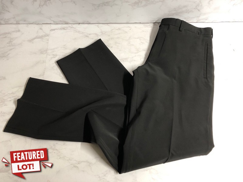 Lot 150  
            Nottingham SR5 - Delivery Only 

                
PRADA TAILORED PANTS IN BLACK POLYESTER SIZE:FR/44 RRP:£552