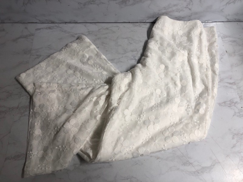 Lot 173  
            Nottingham SR5 - Delivery Only 

                
STAUD VALLEA LACE PATTERN WIDE LEG PANTS IN WHITE POLYESTER SIZE:L RRP:£287