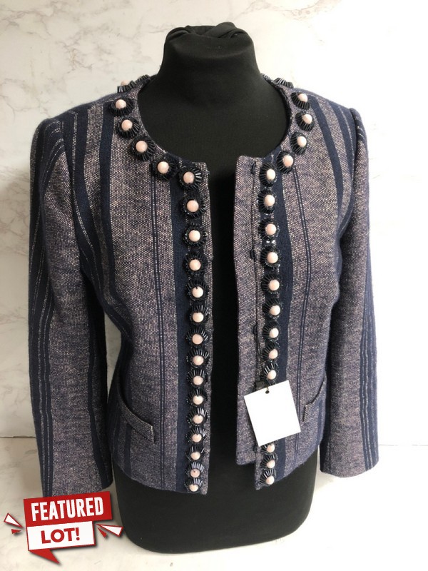 Lot 206  
            Nottingham SR5 - Delivery Only 

                
TORY BURCH ELIZA TWEED STRIPE JACKET IN BLUE WOOL SIZE:US/4 RRP:£725