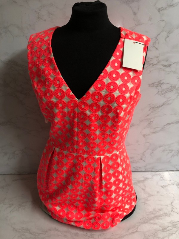 Lot 266  
            Nottingham SR5 - Delivery Only 

                
DIANE VON FURSTENBERG CIRCLE PRINT PLEATED DRESS IN PINK COTTON SIZE:US/8 RRP:£486