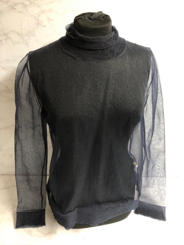 Lot 277  
            Nottingham SR5 - Delivery Only 

                
EMILIO PUCCI MESH TURTLENECK TOP IN NAVY BLUE POLYAMIDE SIZE:L RRP:£385
