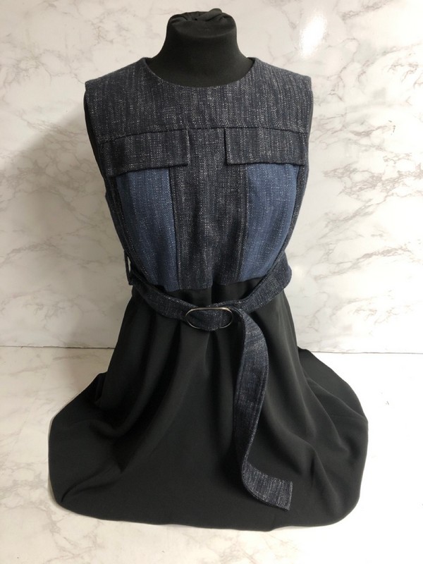 Lot 278  
            Nottingham SR5 - Delivery Only 

                
SPORTMAX BY MAX MARA DENIM CASAQUE DRESS IN MULTICOLOR ACETATE SIZE:M RRP:£260