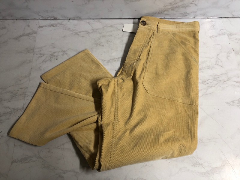 Lot 293  
            Nottingham SR5 - Delivery Only 

                
NANUSHKA JASPER CORDUROY CARGO TROUSERS IN BEIGE COTTON SIZE:M RRP:£295