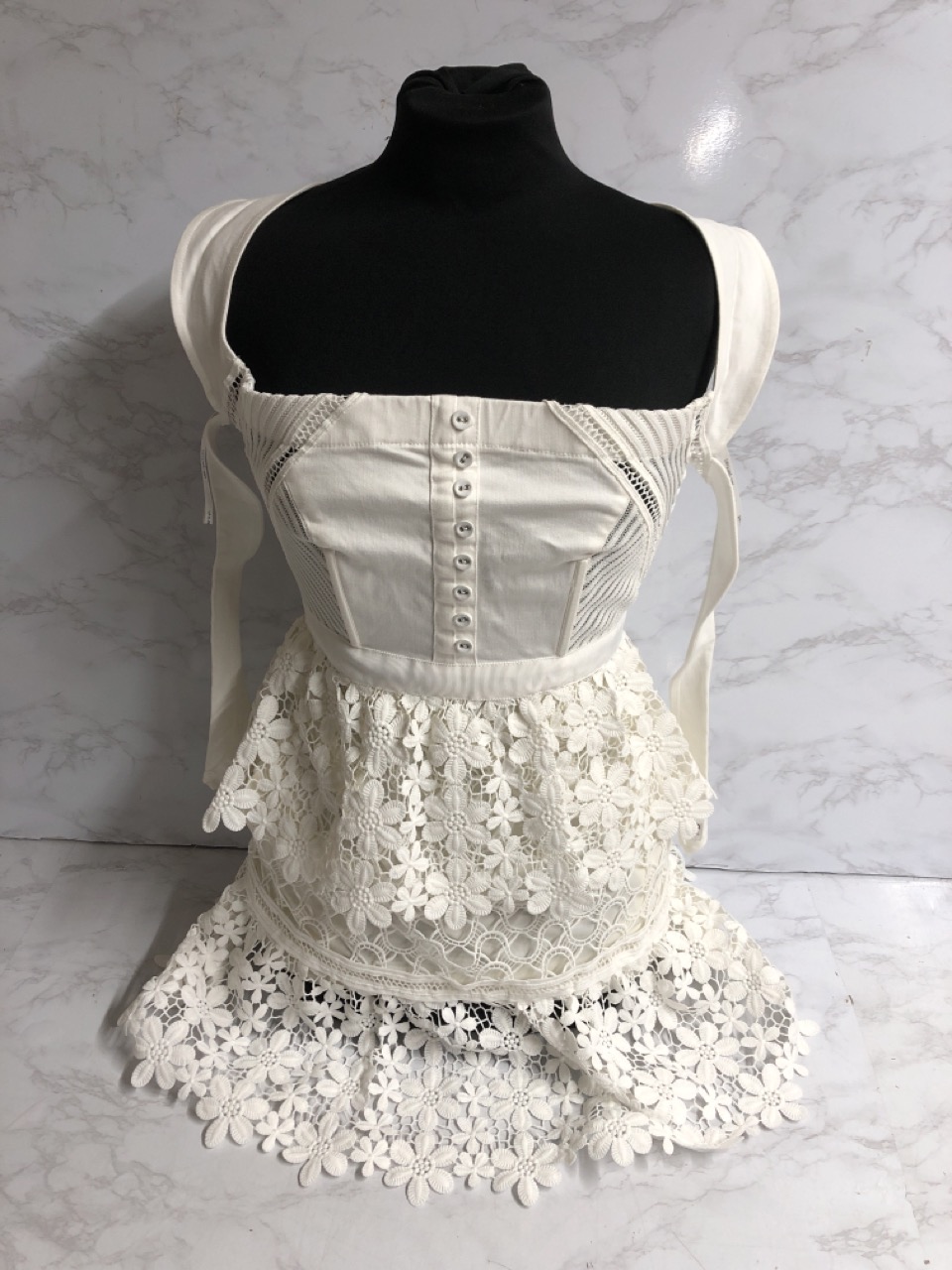 Lot 365  
            Nottingham SR5 - Delivery Only 

                
SELF PORTRAIT RIBBON GUIPURE LACE TIERED MINI DRESS IN WHITE POLYESTER SIZE:UK8 R...
