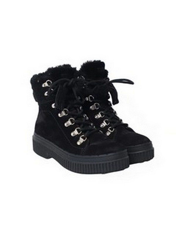 Lot 39  
            Nottingham SR5 - Delivery Only 

                
TOD'S SHEARLING-LINED APRÈS-SKI BOOTS IN BLACK SUEDE SIZE:35.5 RRP:£533