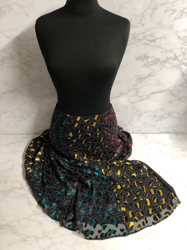 Lot 97  
            Nottingham SR5 - Delivery Only 

                
ALICE + OLIVIA JANESSA RAINBOW LEOPARD PRINT MIDI SKIRT IN MULTICOLOR VISCOSE SIZ...