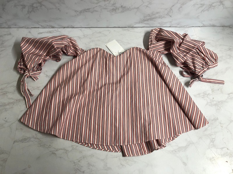 Lot 98  
            Nottingham SR5 - Delivery Only 

                
CAROLINE CONSTAS STRIPED OFF-THE-SHOULDER BLOUSE IN MULTICOLOR COTTON SIZE:XS RRP...