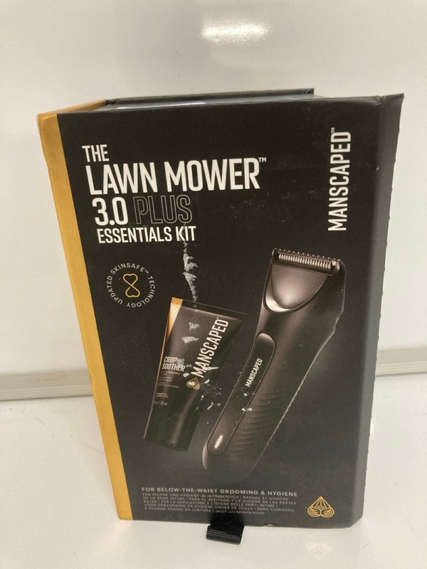 Lot 135  
            Nottingham SR7 - Delivery Only 

                
THE LAWN MASTER 3.0 PLUS ESSENTIALS KIT