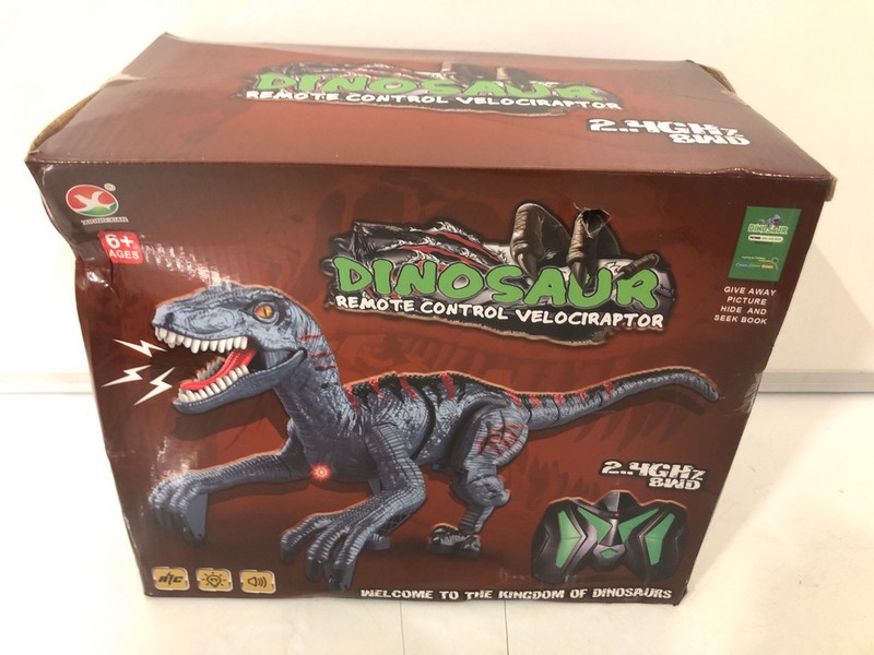 Lot 411  
            Nottingham SR7 - Delivery Only 

                
DINOSAUR REMOTE CONTROL VELOCIRAPTOR