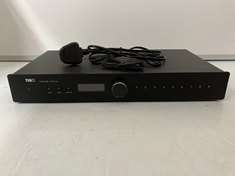Lot 650  
            Nottingham SR7 - Delivery Only 

                
TIBO TI435 DAB+ / FM TUNER (WITH POWER CABLE)