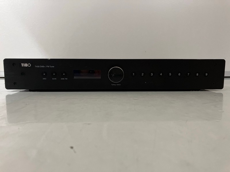 Lot 651  
            Nottingham SR7 - Delivery Only 

                
TIBO TI435 DAB+ / FM TUNER