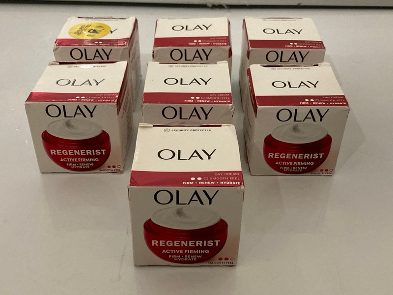 Lot 690  
            Nottingham SR7 - Delivery Only 

                
7 X OLAY REGENERIST ACTIVE FIRMING FACE CREAMS