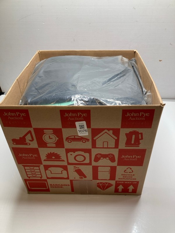Lot 1076  
            Nottingham SR9 - Delivery Only 

                
BOX OF CLOTHING ITEMS IN VARIOUS SIZES AND DESIGNS