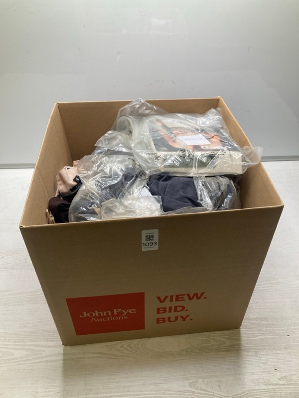 Lot 1093  
            Nottingham SR9 - Delivery Only 

                
BOX OF CLOTHING ITEMS IN VARIOUS SIZES AND DESIGNS