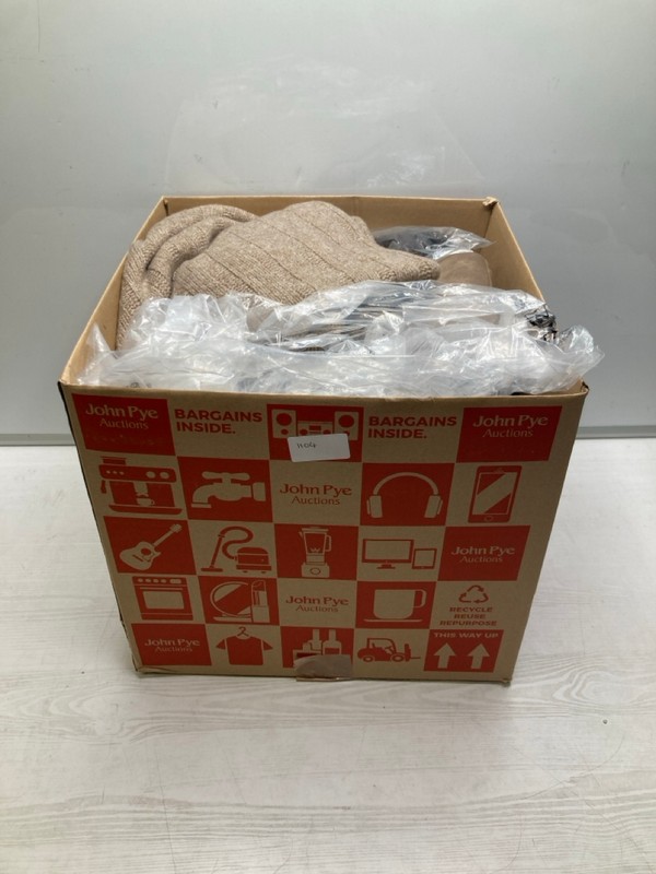 Lot 1104  
            Nottingham SR9 - Delivery Only 

                
BOX OF CLOTHING ITEMS IN VARIOUS SIZES AND DESIGNS