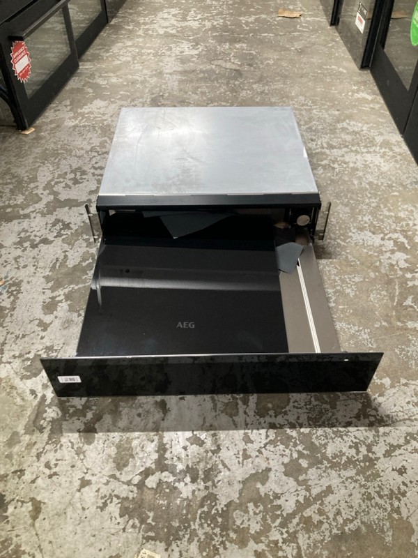 Lot 116  
            Nottingham SR1 - Delivery or Collection 

                
AEG WARMING DRAWER - MODEL - OD8K11B - ORIGINAL RRP - £314.99