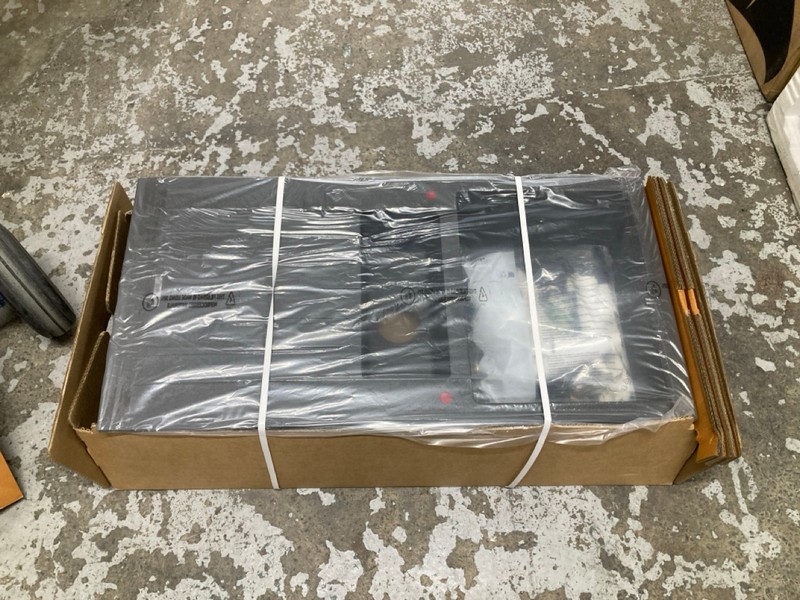 Lot 157  
            Nottingham SR1 - Delivery or Collection 

                
MESSINA 1.5 BOWL COMPOSITE SINK - GREY