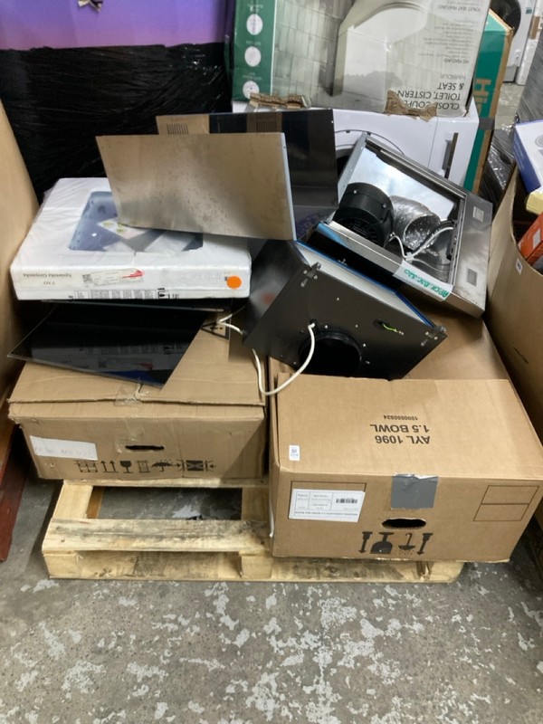 Lot 209  
            Nottingham SR1 - Delivery or Collection 

                
PALLET OF VARIOUS ITEMS INC. COOKER HOOD (SMASHED/SALVAGE/SPARES)