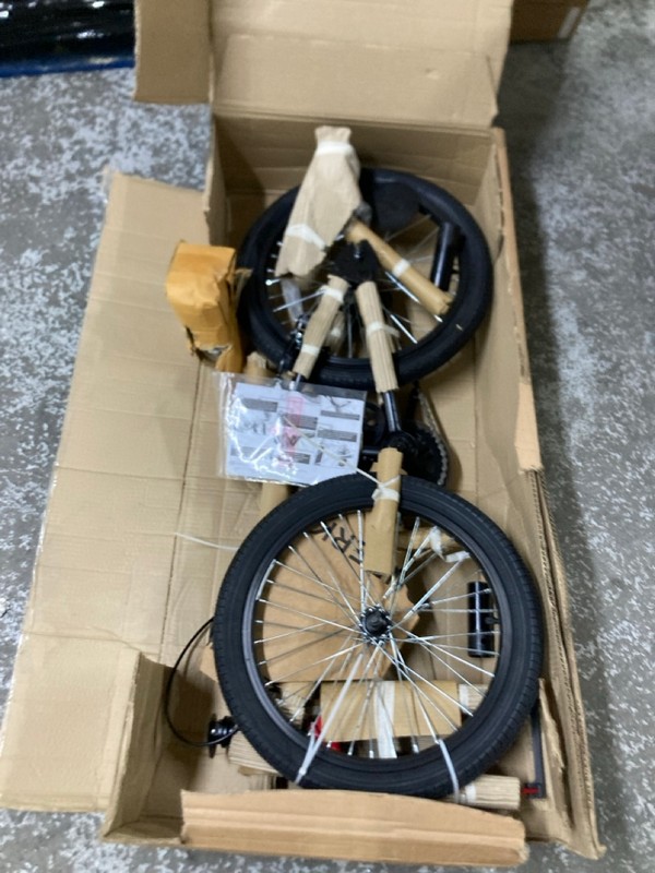 Lot 218  
            Nottingham SR1 - Collection Only 

                
BMX BIKE