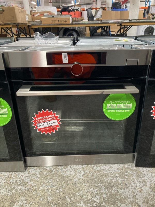 Lot 76  
            Nottingham SR1 - Delivery or Collection 

                
AEG BUILT-IN SINGLE OVEN - MODEL. BSK978330M - ORIGINAL RRP - £799.99