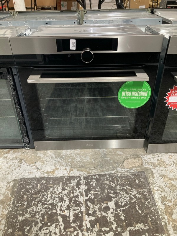 Lot 78  
            Nottingham SR1 - Delivery or Collection 

                
AEG BUILT-IN SINGLE OVEN - MODEL. BPK948330M - ORIGINAL RRP - £629.99