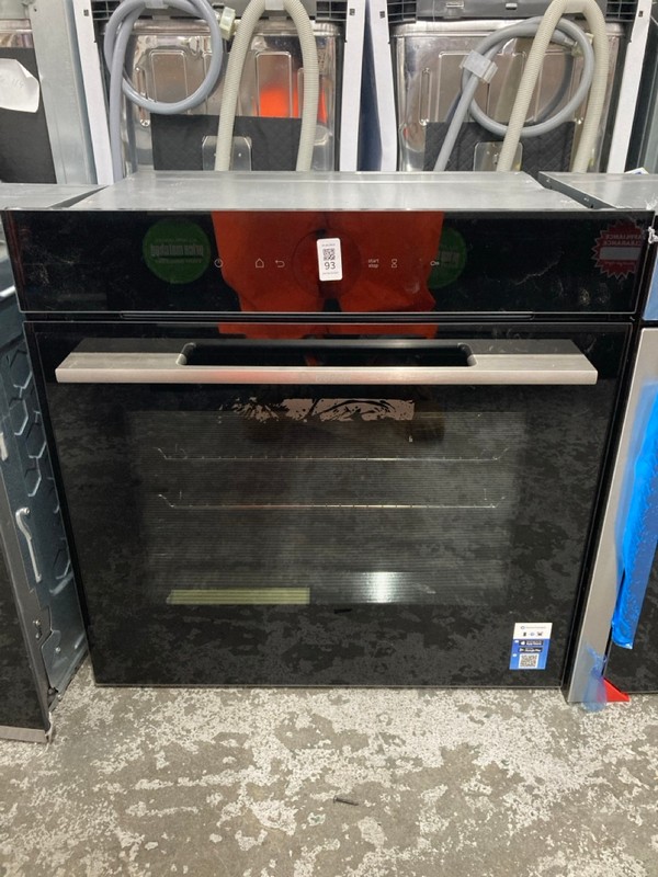Lot 93  
            Nottingham SR1 - Delivery or Collection 

                
BOSCH BUILT IN SINGLE OVEN - MODEL. HBG7741B1B - RRP£849.99