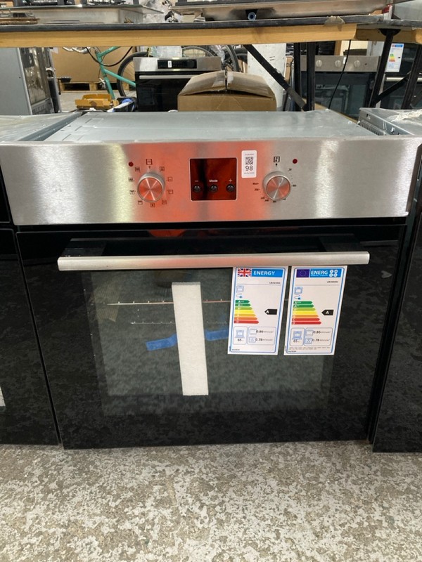 Lot 98  
            Nottingham SR1 - Delivery or Collection 

                
CATA BUILT IN SINGLE OVEN - MODEL. UBO65355 - RRP£239.99