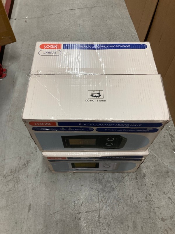 Lot 101  
            Nottingham SR8 - Delivery Or Collection 

                
2 X LOGIK MICROWAVES INC LOGIK LMB24 MICROWAVE