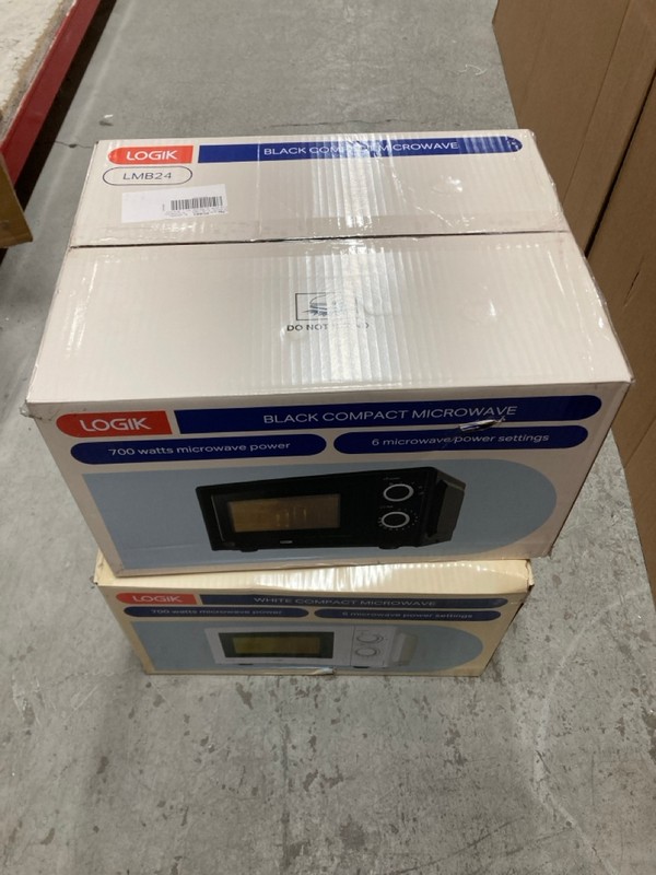 Lot 104  
            Nottingham SR8 - Delivery Or Collection 

                
2 X LOGIK MICROWAVES INC LOGIK LMB24 MICROWAVE