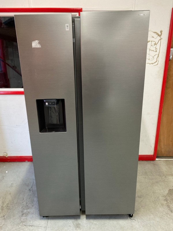 Lot 24  
            Nottingham SR8 - Delivery Or Collection 

                
SAMSUNG SERIES 6 SPACEMAX FREESTANDING AMERICAN FRIDGE FREEZER MODEL: RS70F64KDT ...