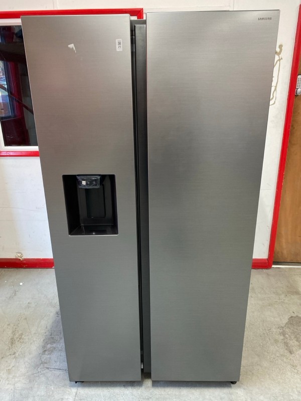 Lot 25  
            Nottingham SR8 - Delivery Or Collection 

                
SAMSUNG SERIES 6 SPACEMAX FREESTANDING AMERICAN FRIDGE FREEZER MODEL: RS70F65KET ...