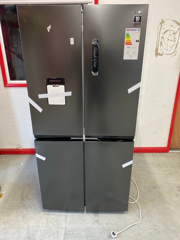 Lot 27  
            Nottingham SR8 - Delivery Or Collection 

                
SAMSUNG SERIES 8 SPACEMAX FREESTANDING AMERICAN FRIDGE FREEZER MODEL: RF48A401EB4...