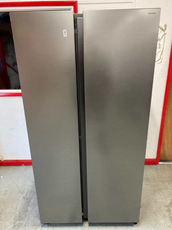 Lot 28  
            Nottingham SR8 - Delivery Or Collection 

                
SAMSUNG SERIES 6 SPACEMAX FREESTANDING AMERICAN FRIDGE FREEZER MODEL: RS70F65QET ...