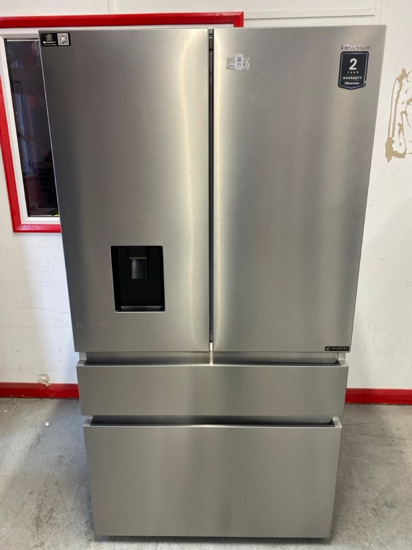 Lot 35  
            Nottingham SR8 - Delivery Or Collection 

                
HISENSE PUREFLAT SMART FREESTANDING AMERICAN FRIDGE FREEZER MODEL: RF749N4SWSE RR...