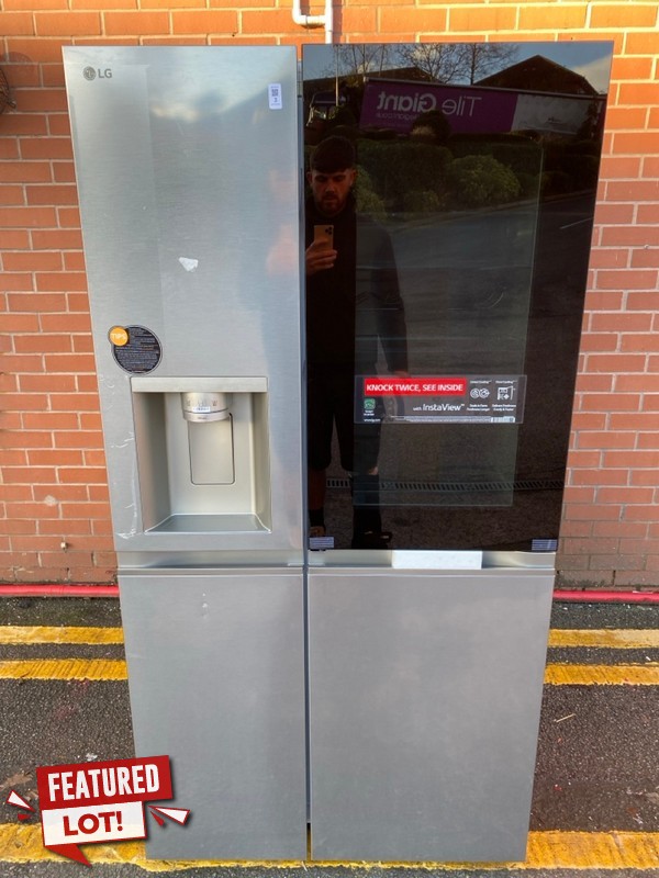Lot 3  
            Nottingham SR8 - Delivery Or Collection 

                
LG INSTAVIEW FREESTANDING AMERICAN FRIDGE FREEZER MODEL: GSXE91BSAD RRP £2099