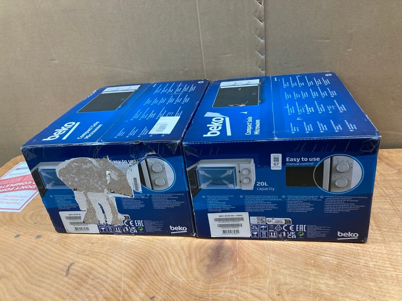 Lot 67  
            Nottingham SR8 - Delivery Or Collection 

                
2 X BEKO 20L COMPACT SOLO MICROWAVES MOC20100W1