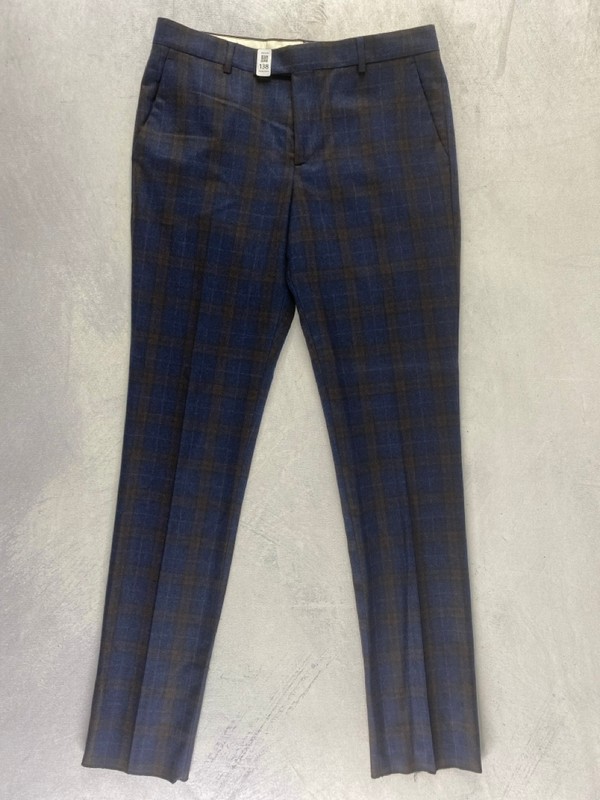 Lot 138  
            Nottingham Prem - Delivery Only 

                
PAUL SMITH MENS TROUSER. SIZE 38/6R