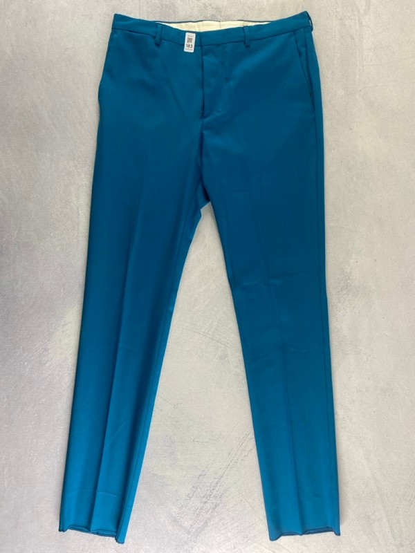 Lot 183  
            Nottingham Prem - Delivery Only 

                
PAUL SMITH MENS TROUSER. SIZE 38/6R MADE FROM 100% WOOL
