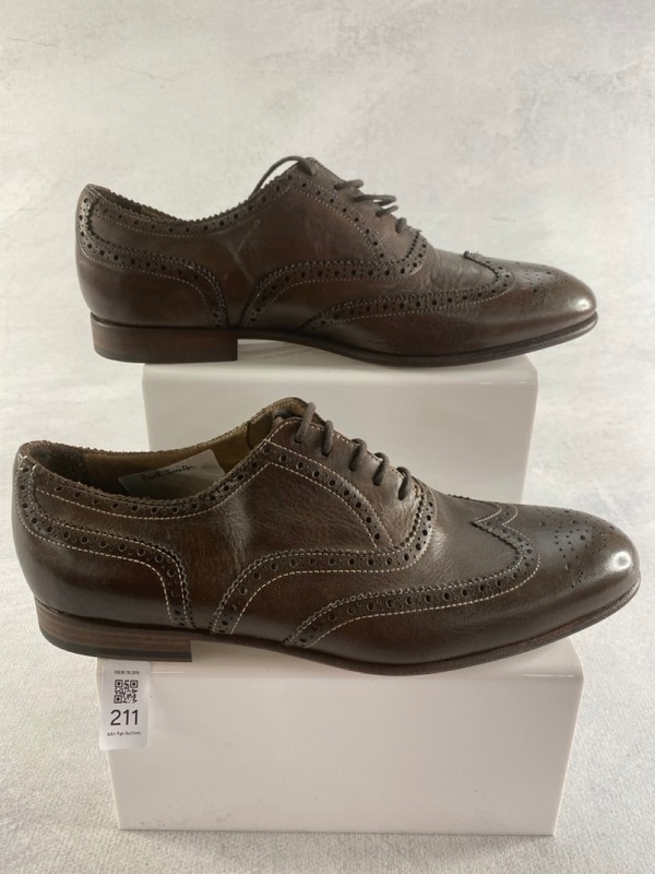 Lot 211  
            Nottingham Prem - Delivery Only 

                
PAUL SMITH MENS SHOES IN BROWN SIZE 8