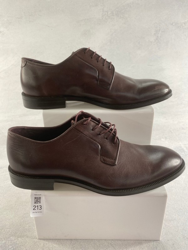Lot 213  
            Nottingham Prem - Delivery Only 

                
PAUL SMITH MENS SHOES IN BROWN SIZE 9