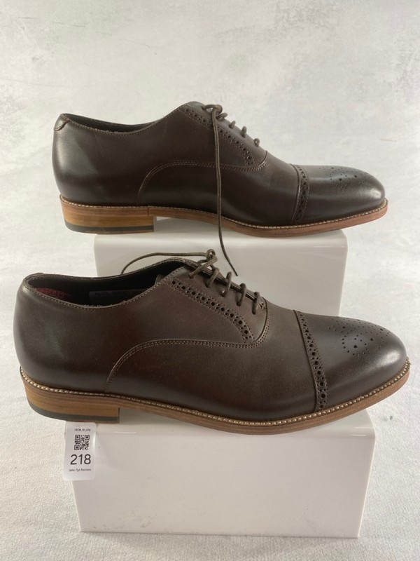Lot 218  
            Nottingham Prem - Delivery Only 

                
PAUL SMITH MENS SHOES IN BROWN SIZE 8