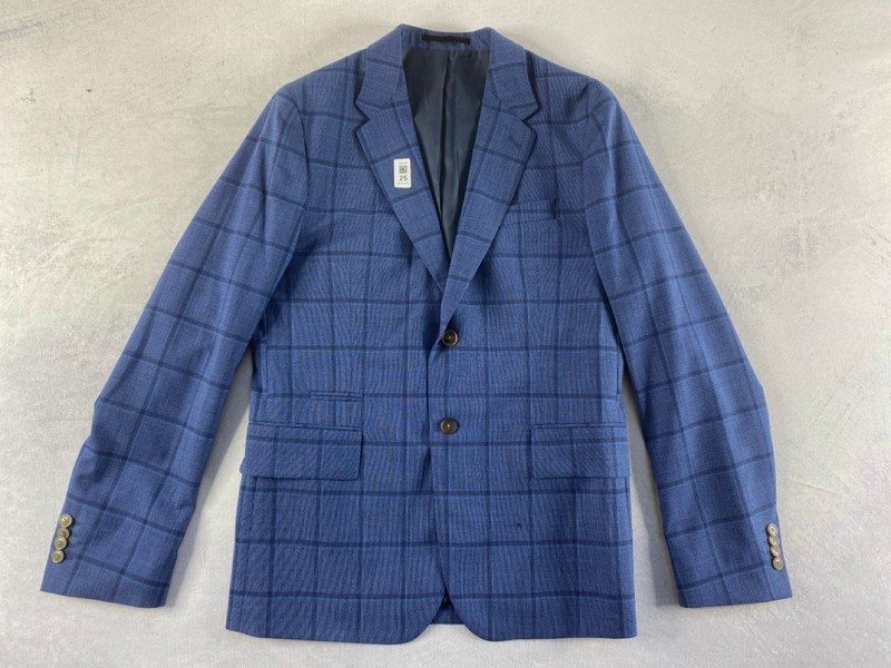 Lot 25  
            Nottingham Prem - Delivery Only 

                
PAUL SMITH MENS 2 BUTTON JACKET.SIZE 38/48 MADE FROM 100% WOOL